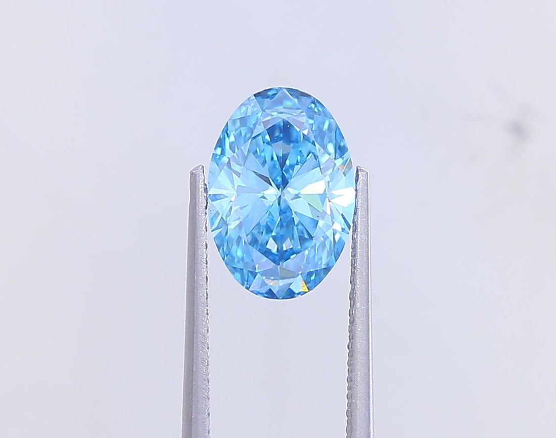 Loose Diamond - OVAL 2.01ct Fancy Vivid Blue VS2: Loose Diamond - OVAL 2.01ct Fancy Vivid Blue VS2 Source: This is a real non-mined Diamond that has been grown in a lab Shape: OVAL Carats: 2.01 Color: Fancy Vivid Blue Certification: IGI Video: