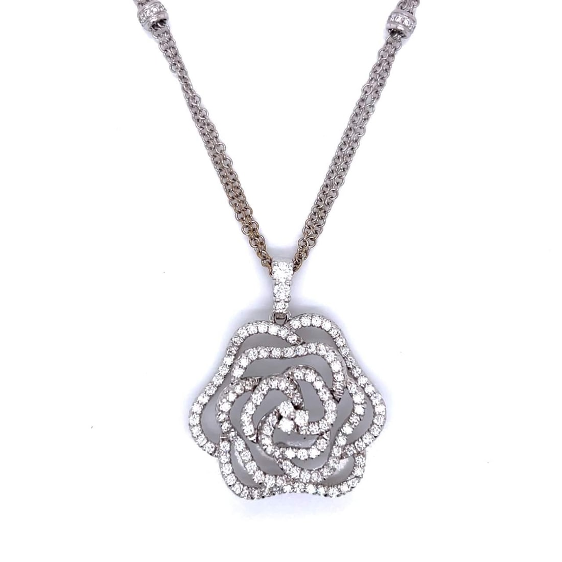 Stunning 18K White Gold Diamond Necklace 4.60 Ct 146 Diamonds (1 of 3)