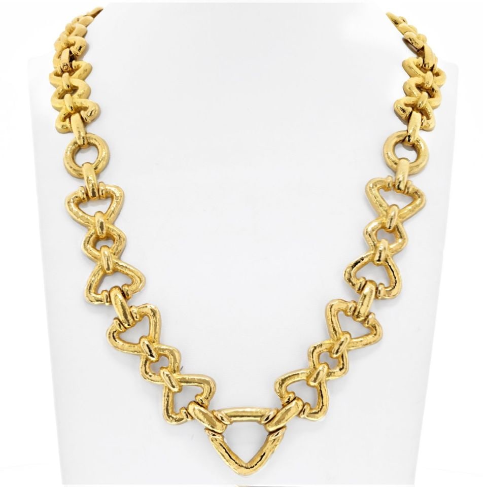 David Webb 18K Yellow Gold Hammered Link Convertible Necklace: David Webb 18K Yellow Gold Hammered Link Convertible Necklace Experience the elegance of the David Webb Hammered Link Long Convertible Necklace, expertly crafted in rich 18K yellow gold. This exquisit