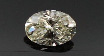 Loose Diamond - OVAL 0.23ct I VS2: Loose Diamond - OVAL 0.23ct I VS2 Source: Natural Shape: OVAL Carats: 0.23 Color: I Clarity: VS2 Certification: NONE PLEASE NOTE: Framed, Large, or heavy items do not have shipping costs included. The