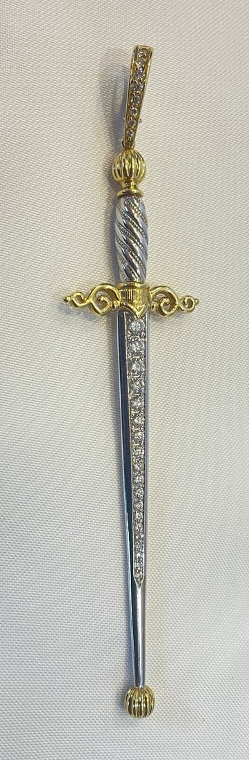 Cynthia Bach 18K Gold Diamond Enhancer Pendant Multi-Tone Design: Cynthia Bach 18K Gold Diamond Enhancer Pendant Multi-Tone Design Discover the elegance of this stunning 18K Yellow and White Gold Diamond Enhancer Pendant by Cynthia Bach. Crafted with exquisite atten