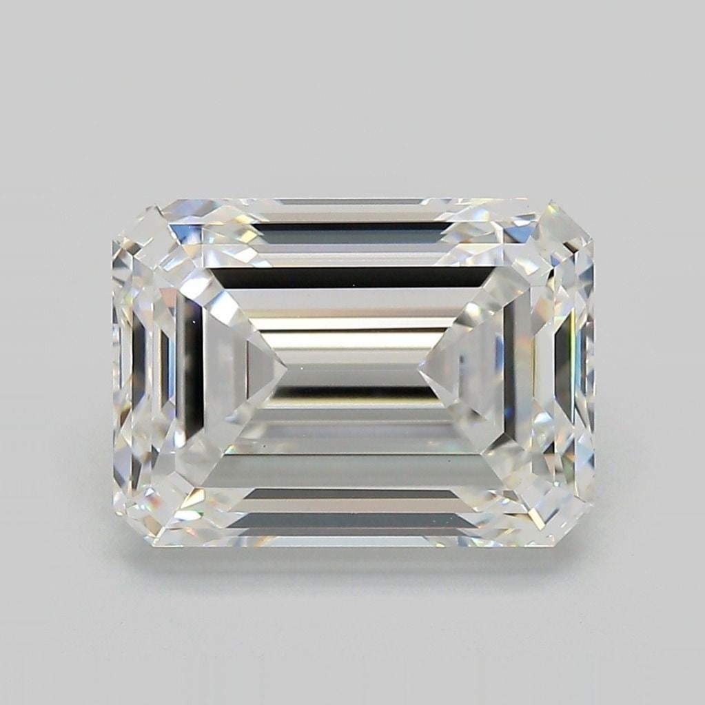 Loose Diamond - EMERALD 5.44ct F VVS2: Loose Diamond - EMERALD 5.44ct F VVS2 Source: This is a real non-mined Diamond that has been grown in a lab Shape: EMERALD Carats: 5.44 Color: F Clarity: VVS2 Certification: IGI Video: