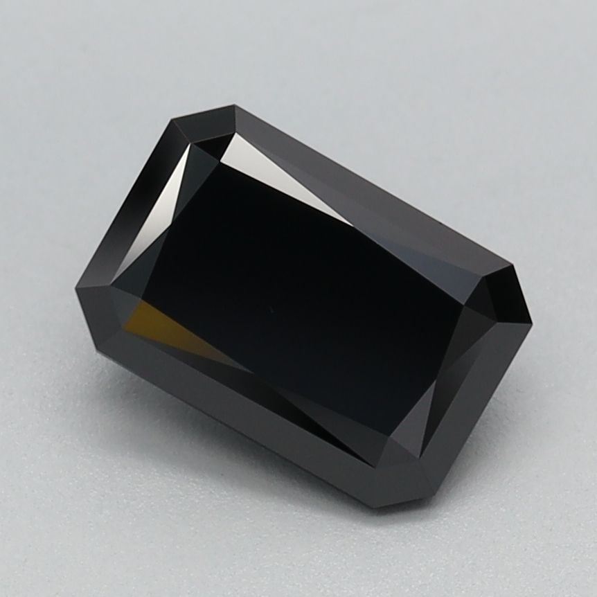 Loose Diamond - RADIANT 1.07ct Fancy Black: Loose Diamond - RADIANT 1.07ct Fancy Black Source: This is a real non-mined Diamond that has been grown in a lab Shape: RADIANT Carats: 1.07 Color: Fancy Black Certification: IGI Video: