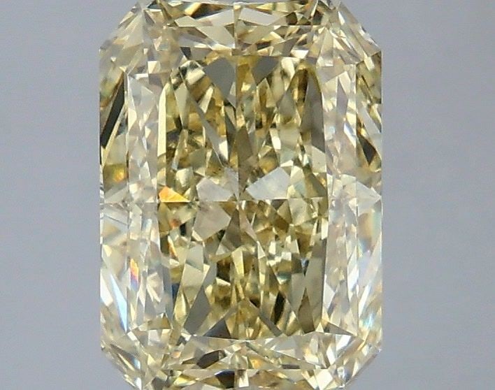 Loose Diamond - RADIANT 2.91ct Fancy Yellow VS2: Loose Diamond - RADIANT 2.91ct Fancy Yellow VS2 Source: This is a real non-mined Diamond that has been grown in a lab Shape: RADIANT Carats: 2.91 Color: Fancy Yellow Certification: IGI Video: