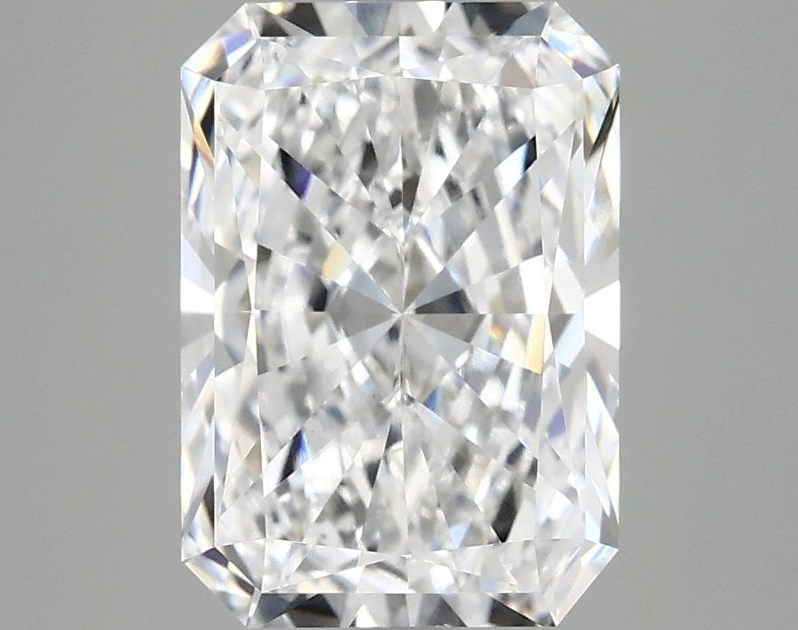 Loose Diamond - RADIANT 3.0ct D VS1: Loose Diamond - RADIANT 3.0ct D VS1 Source: This is a real non-mined Diamond that has been grown in a lab Shape: RADIANT Carats: 3.0 Color: D Clarity: VS1 Certification: IGI Video: