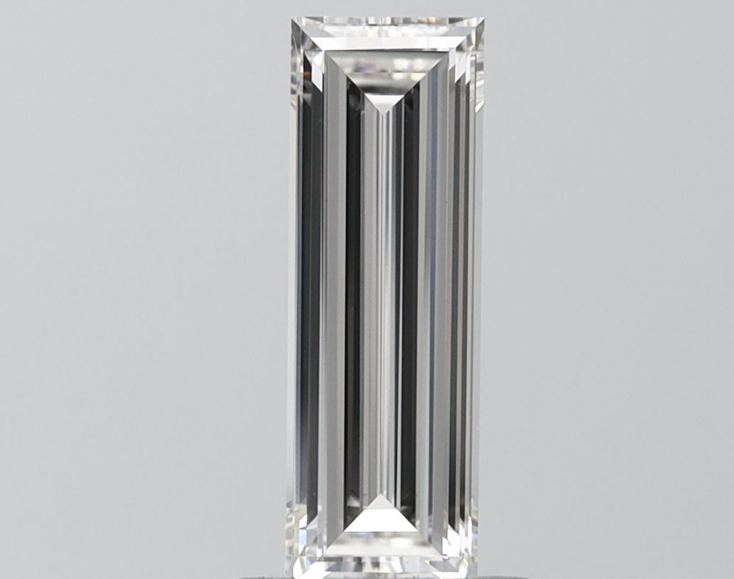 Loose Diamond - BAGUETTE 1.22ct G VS1: Loose Diamond - BAGUETTE 1.22ct G VS1 Source: This is a real non-mined Diamond that has been grown in a lab Shape: BAGUETTE Carats: 1.22 Color: G Clarity: VS1 Certification: IGI Video: