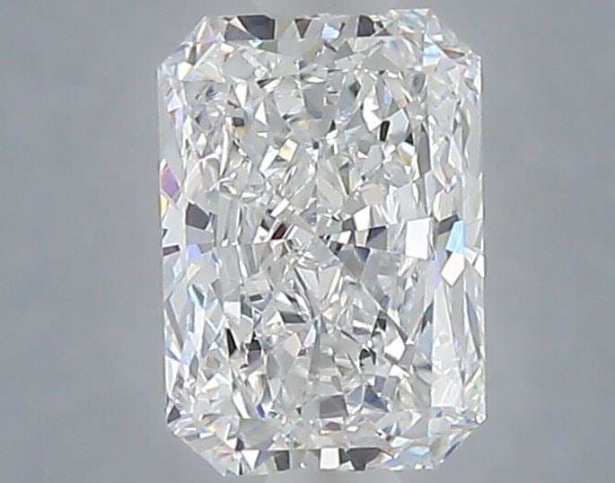 Loose Diamond - RADIANT 1.06ct D VS1: Loose Diamond - RADIANT 1.06ct D VS1 Source: This is a real non-mined Diamond that has been grown in a lab Shape: RADIANT Carats: 1.06 Color: D Clarity: VS1 Certification: NONE Video: Video Link 