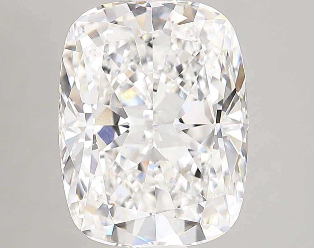 Loose Diamond - CUSHION BRILLIANT 4.59ct E VS1: Loose Diamond - CUSHION BRILLIANT 4.59ct E VS1 Source: This is a real non-mined Diamond that has been grown in a lab Shape: CUSHION BRILLIANT Carats: 4.59 Color: E Clarity: VS1 Certification: GIA Vide