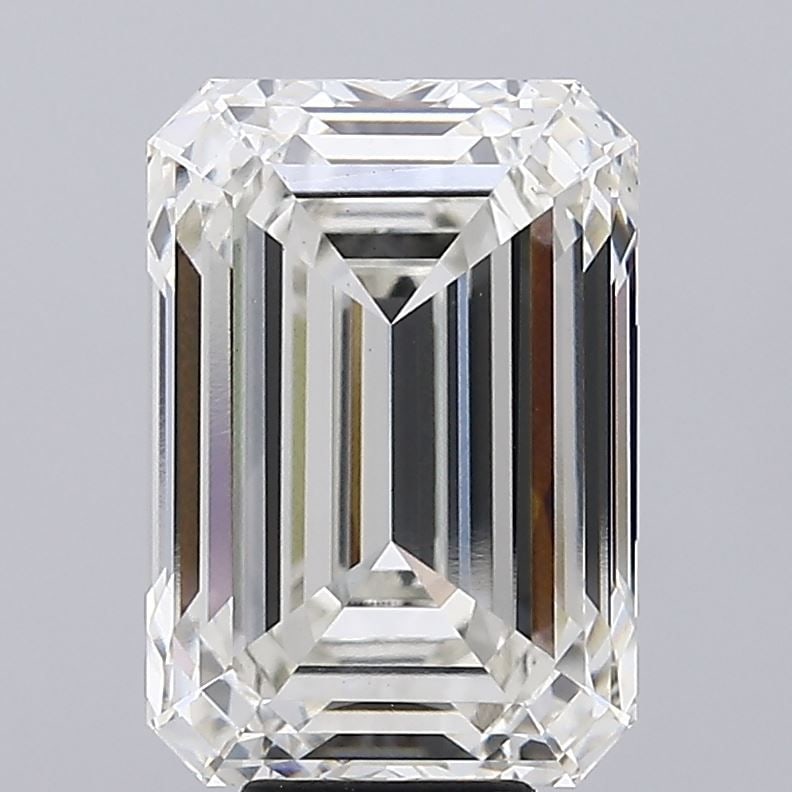 Loose Diamond - EMERALD 10.2ct H VS1: Loose Diamond - EMERALD 10.2ct H VS1 Source: This is a real non-mined Diamond that has been grown in a lab Shape: EMERALD Carats: 10.2 Color: H Clarity: VS1 Certification: IGI Video: