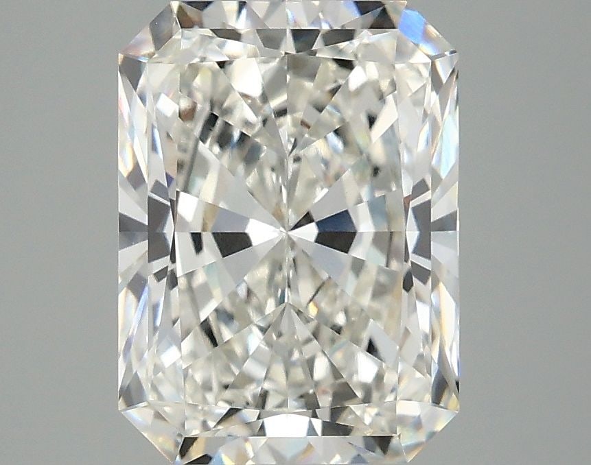Loose Diamond - RADIANT 3.08ct G VVS2: Loose Diamond - RADIANT 3.08ct G VVS2 Source: This is a real non-mined Diamond that has been grown in a lab Shape: RADIANT Carats: 3.08 Color: G Clarity: VVS2 Certification: IGI Video:
