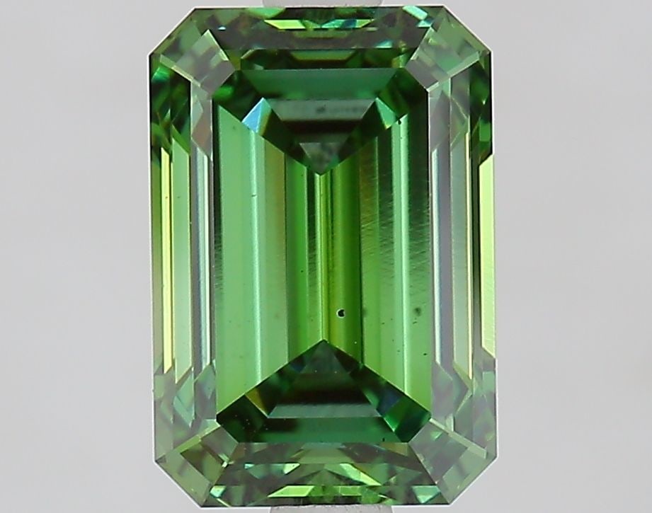 Loose Diamond - EMERALD 2.51ct Fancy Vivid Green VS2: Loose Diamond - EMERALD 2.51ct Fancy Vivid Green VS2 Source: This is a real non-mined Diamond that has been grown in a lab Shape: EMERALD Carats: 2.51 Color: Fancy Vivid Green Certification: IGI Video