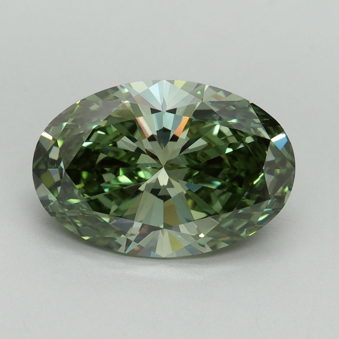 Loose Diamond - OVAL 4.03ct Fancy Vivid Green VS2: Loose Diamond - OVAL 4.03ct Fancy Vivid Green VS2 Source: This is a real non-mined Diamond that has been grown in a lab Shape: OVAL Carats: 4.03 Color: Fancy Vivid Green Certification: IGI Video: