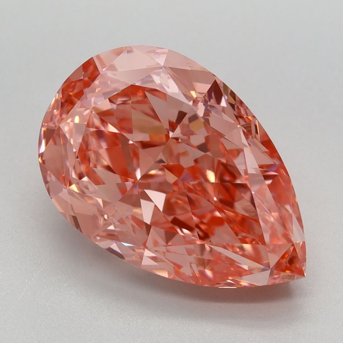 Loose Diamond - PEAR 4.73ct Fancy Vivid Pink VS1: Loose Diamond - PEAR 4.73ct Fancy Vivid Pink VS1 Source: This is a real non-mined Diamond that has been grown in a lab Shape: PEAR Carats: 4.73 Color: Fancy Vivid Pink Certification: IGI Video: