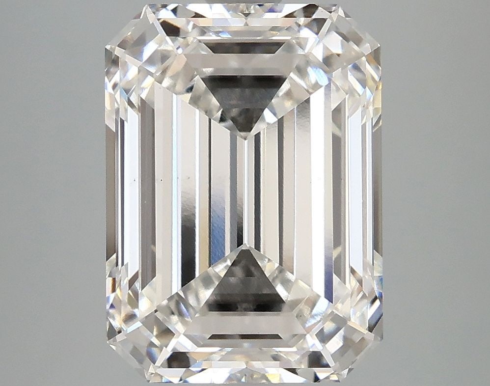 Loose Diamond - EMERALD 5.08ct F VS1: Loose Diamond - EMERALD 5.08ct F VS1 Source: This is a real non-mined Diamond that has been grown in a lab Shape: EMERALD Carats: 5.08 Color: F Clarity: VS1 Certification: IGI Video: