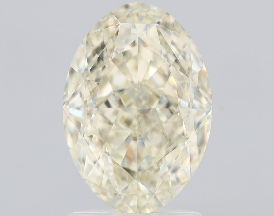 Loose Diamond - OVAL 2.12ct S-T VVS2: Loose Diamond - OVAL 2.12ct S-T VVS2 Source: Natural Shape: OVAL Carats: 2.12 Color: S-T Certification: GIA Video: