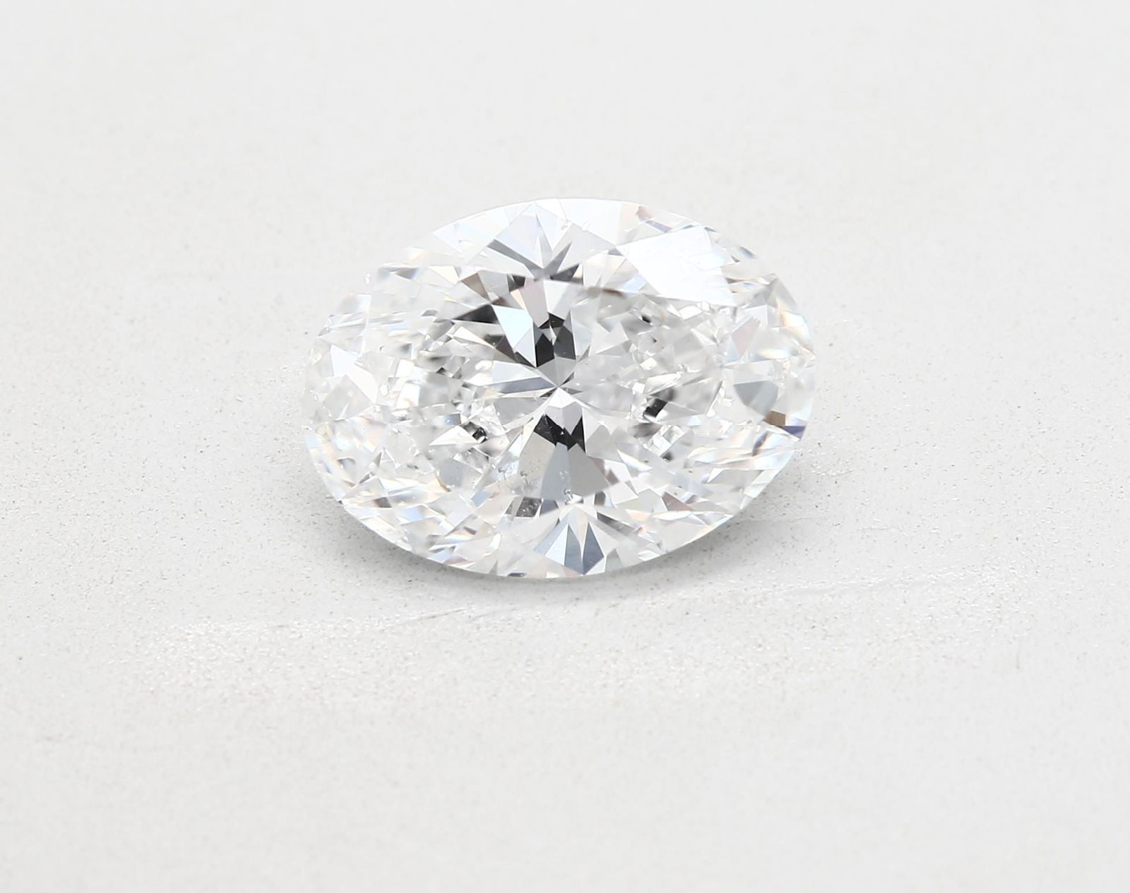 Loose Diamond - OVAL 2.23ct D SI1: Loose Diamond - OVAL 2.23ct D SI1 Source: Natural Shape: OVAL Carats: 2.23 Color: D Clarity: SI1 Certification: GIA Video: