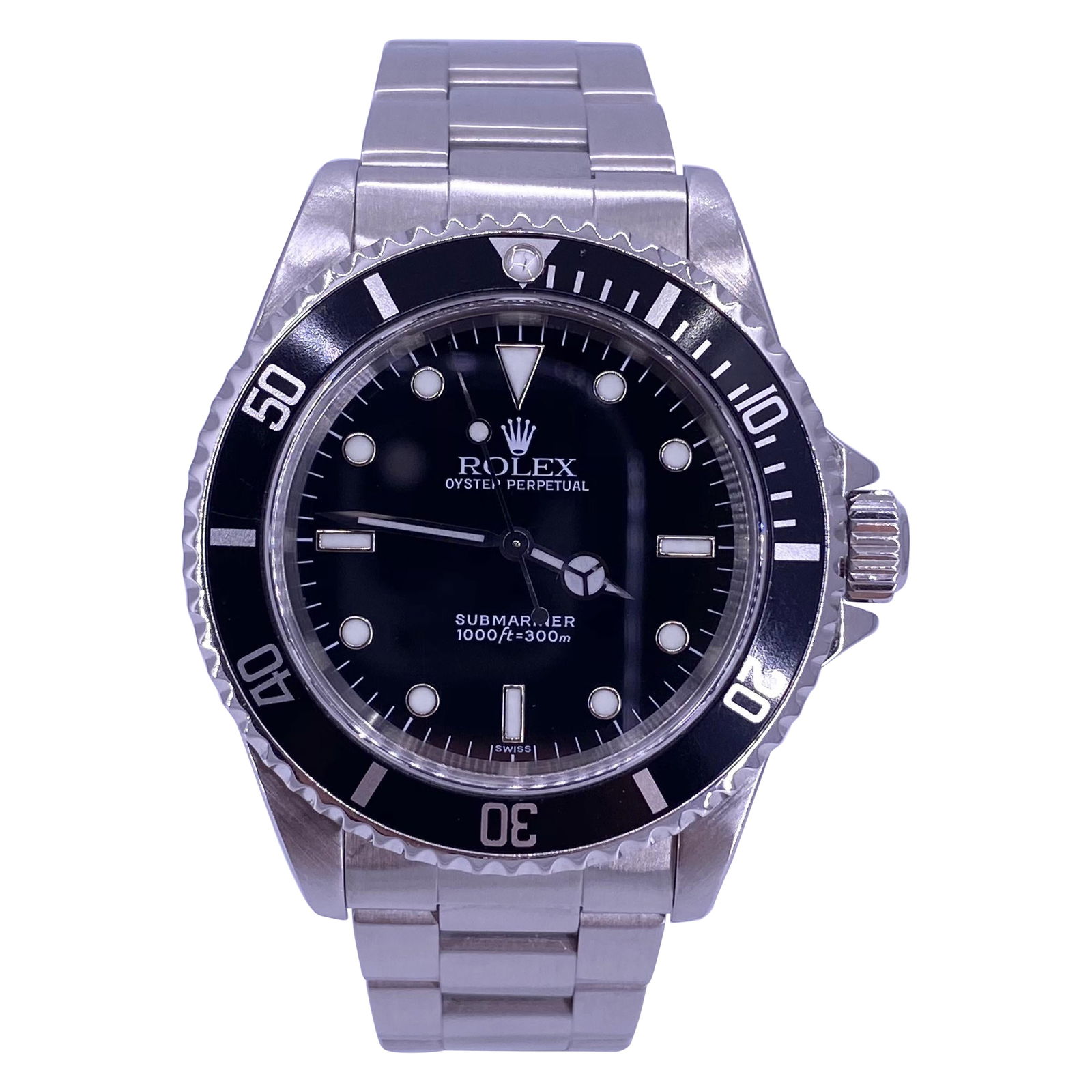 Rolex Submariner No Date 14060 Stainless Steel Automatic Watch: Rolex Submariner No Date 14060 Stainless Steel Automatic Watch Introducing the Rolex Submariner (No Date) 14060, a timeless piece that embodies contemporary elegance. This watch features a durable sta