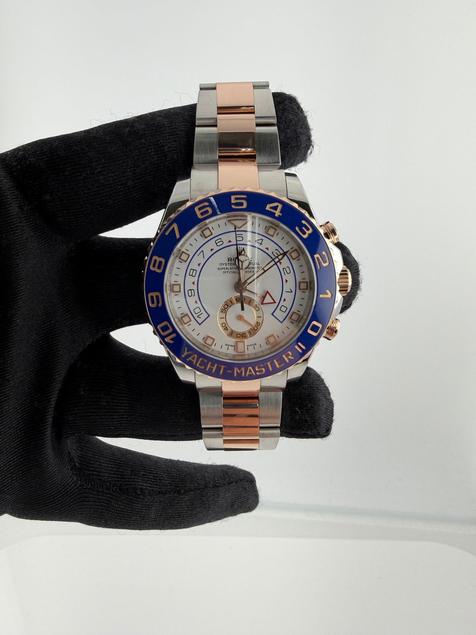 2018 Rolex Yacht-Master II Ref 116681 White Dial Oyster Bracelet with Card: 2018 Rolex Yacht-Master II Ref 116681 White Dial Oyster Bracelet with Card This Rolex Yacht-Master II features a white dial and a rotating bezel, paired with an Oyster bracelet. The watch is the 2018