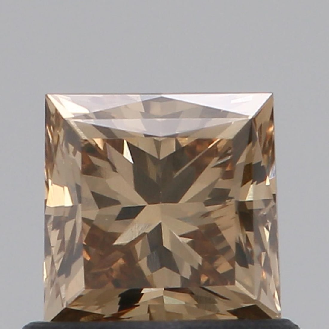Loose Diamond - PRINCESS 0.81ct Fancy Brown VS2 (1 of 1)