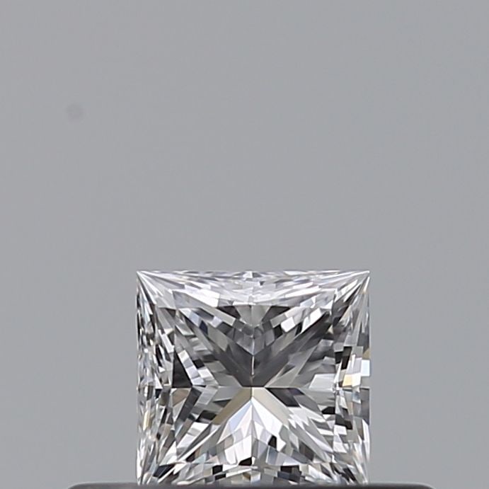 Loose Diamond - PRINCESS 0.23ct D VS2: Loose Diamond - PRINCESS 0.23ct D VS2 Source: Natural Shape: PRINCESS Carats: 0.23 Color: D Clarity: VS2 Certification: GIA Video: