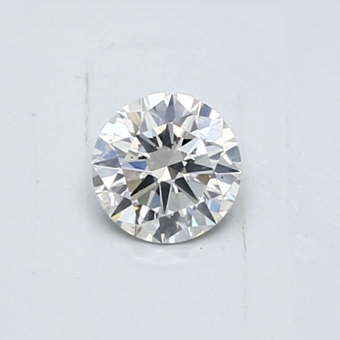 Loose Diamond - ROUND 0.4ct H I1: Loose Diamond - ROUND 0.4ct H I1 Source: Natural Shape: ROUND Carats: 0.4 Color: H Clarity: I1 Certification: GIA Video: