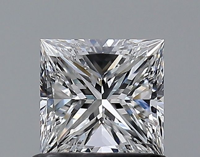 Loose Diamond - PRINCESS 0.7ct E VS1: Loose Diamond - PRINCESS 0.7ct E VS1 Source: Natural Shape: PRINCESS Carats: 0.7 Color: E Clarity: VS1 Certification: GIA Video: