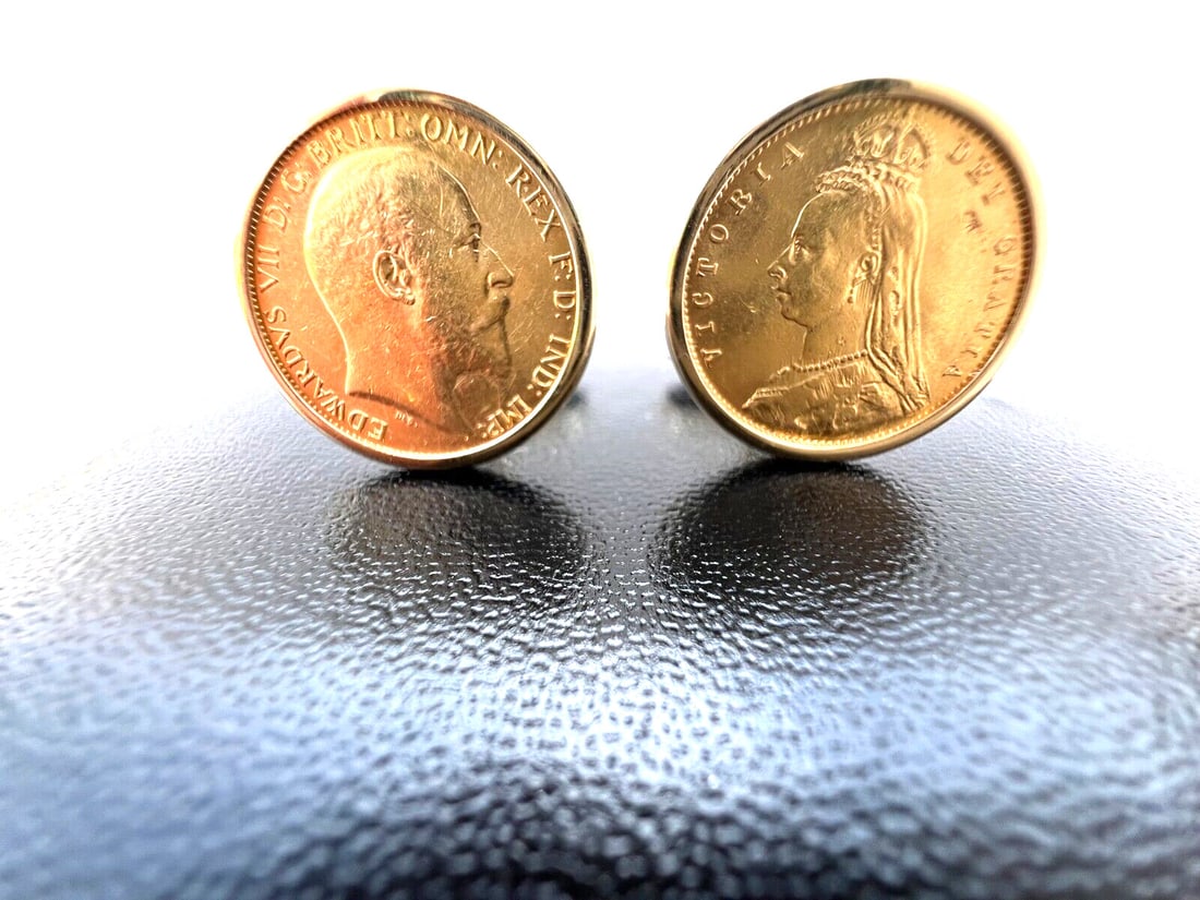 18K Gold Cufflinks with 22K Edward VII and Victoria Coins: 18K Gold Cufflinks with 22K Edward VII and Victoria Coins This exquisite pair of cufflinks is crafted from 18K yellow gold, featuring two stunning 22K coins: one depicting Edward VII from 1908 and the