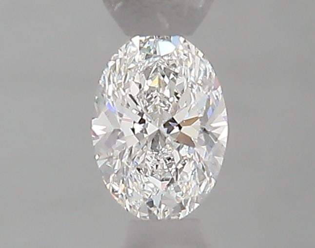 Loose Diamond - OVAL 0.37ct E VS2: Loose Diamond - OVAL 0.37ct E VS2 Source: Natural Shape: OVAL Carats: 0.37 Color: E Clarity: VS2 Certification: GIA Video: