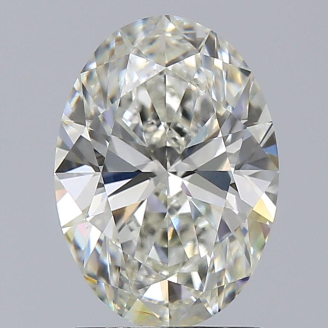 Loose Diamond - OVAL 1.5ct J VS1: Loose Diamond - OVAL 1.5ct J VS1 Source: Natural Shape: OVAL Carats: 1.5 Color: J Clarity: VS1 Certification: GIA Video: