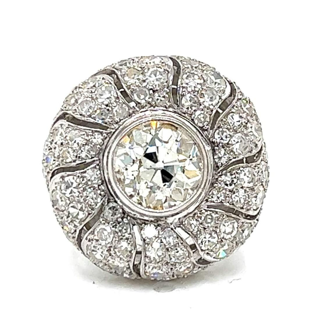 Art Deco Platinum Ring 2.25 Ct Old Mine Diamond 100 Accent Stones: Art Deco Platinum Ring 2.25 Ct Old Mine Diamond 100 Accent Stones Discover this exquisite Art Deco Platinum Cocktail Ring, featuring a stunning central Old Mine Diamond weighing approximately 2.25 Ct.