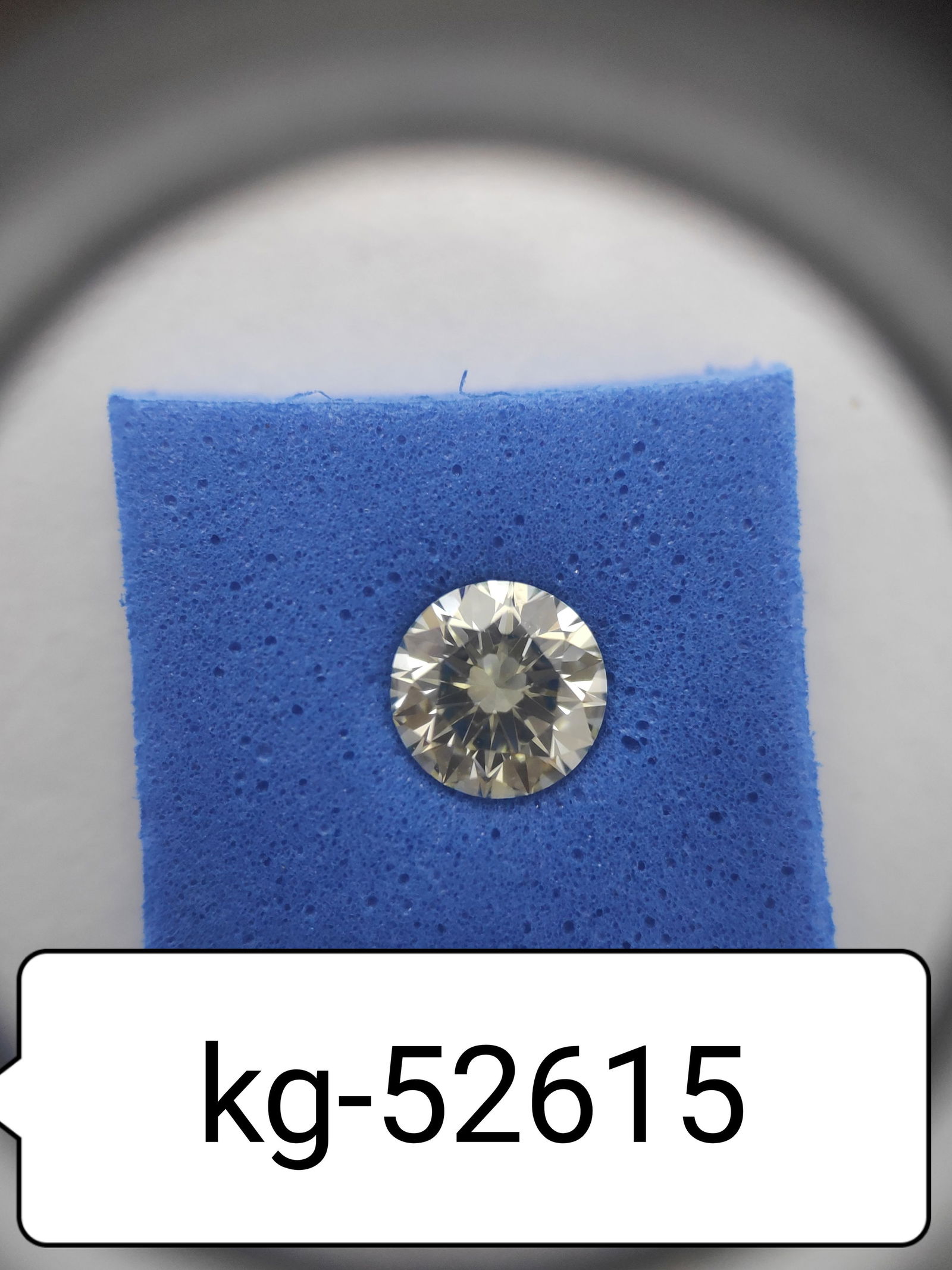 Loose Diamond - ROUND 0.5ct Q-R SI1: Loose Diamond - ROUND 0.5ct Q-R SI1 Source: Natural Shape: ROUND Carats: 0.5 Color: Q-R Certification: GIA PLEASE NOTE: Framed, Large, or heavy items do not have shipping costs included. The exact shi