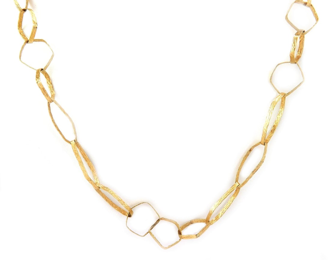 Vintage 14k Yellow Gold Geometric Link 30 inch Necklace: Vintage 14k Yellow Gold Geometric Link 30 inch Necklace This vintage long necklace is elegantly crafted from 14k yellow gold, showcasing a unique design with 2.5mm wide large geometric links arranged