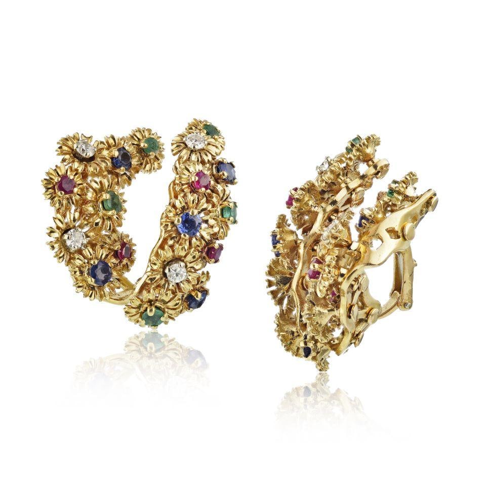French 18K Yellow Gold Multicolor Tremblant Floral Clip-On Earrings by Serra Paris: French 18K Yellow Gold Multicolor Tremblant Floral Clip-On Earrings by Serra Paris Discover the elegance of these stunning clip-on flower earrings, crafted in exquisite 18K yellow gold. This vintage p
