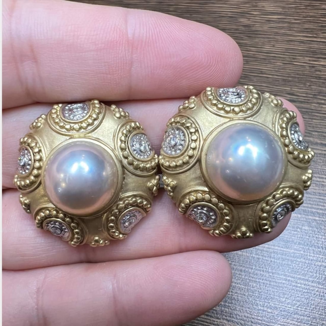 14K Yellow Gold Mabe Pearl Diamond Earrings 1.25in (1 of 5)
