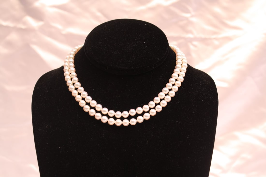 Tiffany & Co. 18K Gold Cultured Pearl Necklace Set 32" with Box: Tiffany & Co. 18K Gold Cultured Pearl Necklace Set 32" with Box This exquisite Tiffany & Co. necklace features two pieces crafted from 18K gold, adorned with cultured pearls. Each piece measures 16 in