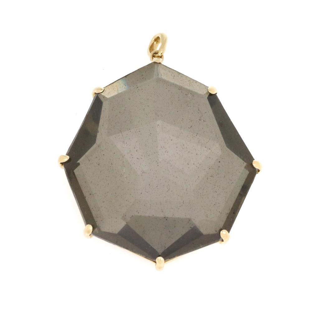 Ippolita 18k Yellow Gold Hematite Quartz Octahedron Pendant: Ippolita 18k Yellow Gold Hematite Quartz Octahedron Pendant This stunning pendant features a large faceted octahedron-shaped hematite gemstone, elegantly set in a secure 18k yellow gold frame with cle