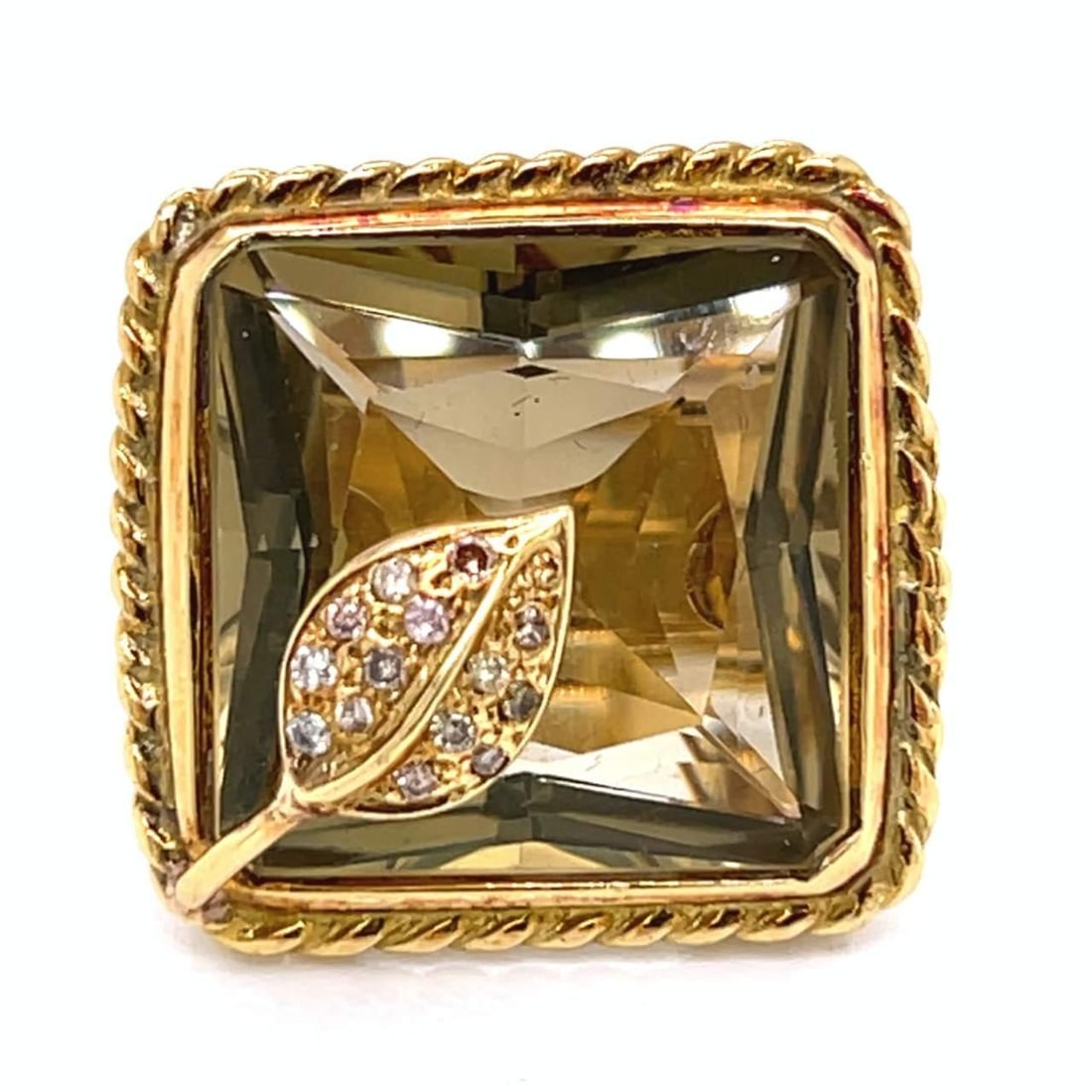 18K Yellow Gold Topaz 30.00 Ct Diamond Ring (1 of 4)