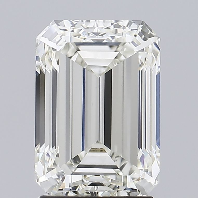 Loose Diamond - EMERALD 2.81ct H VS1: Loose Diamond - EMERALD 2.81ct H VS1 Source: This is a real non-mined Diamond that has been grown in a lab Shape: EMERALD Carats: 2.81 Color: H Clarity: VS1 Certification: IGI Video: