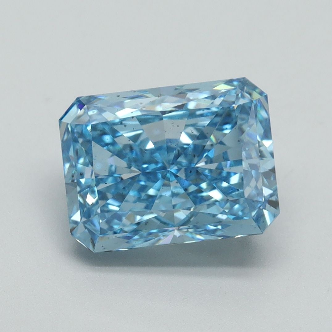 Loose Diamond - RADIANT 3.06ct Fancy Vivid Blue SI1: Loose Diamond - RADIANT 3.06ct Fancy Vivid Blue SI1 Source: This is a real non-mined Diamond that has been grown in a lab Shape: RADIANT Carats: 3.06 Color: Fancy Vivid Blue Certification: IGI Video:
