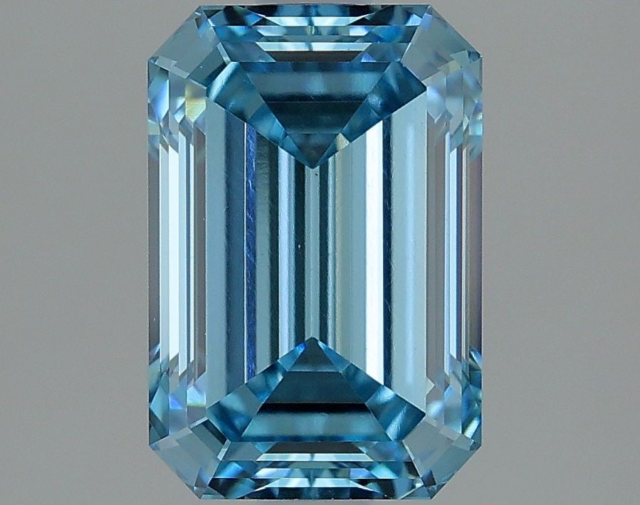Loose Diamond - EMERALD 2.17ct Fancy Vivid Blue VS1: Loose Diamond - EMERALD 2.17ct Fancy Vivid Blue VS1 Source: This is a real non-mined Diamond that has been grown in a lab Shape: EMERALD Carats: 2.17 Color: Fancy Vivid Blue Certification: IGI Video: