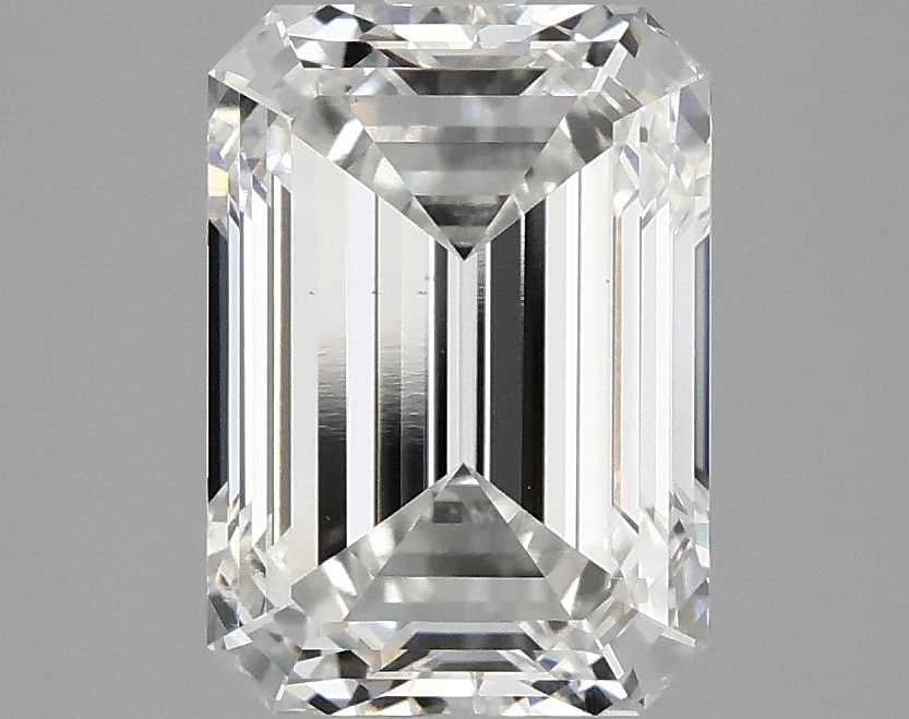 Loose Diamond - EMERALD 3.1ct E VS1: Loose Diamond - EMERALD 3.1ct E VS1 Source: This is a real non-mined Diamond that has been grown in a lab Shape: EMERALD Carats: 3.1 Color: E Clarity: VS1 Certification: IGI Video: