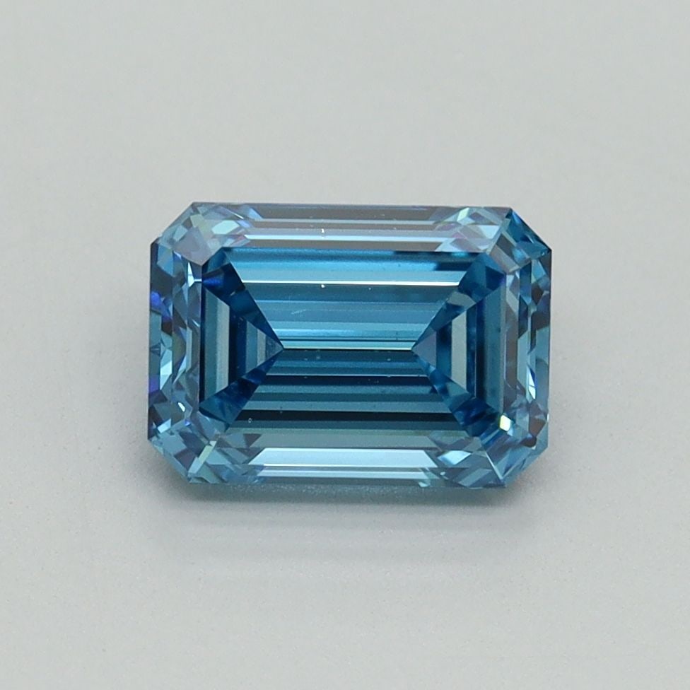 Loose Diamond - EMERALD 1.46ct Fancy Vivid Blue VS1: Loose Diamond - EMERALD 1.46ct Fancy Vivid Blue VS1 Source: This is a real non-mined Diamond that has been grown in a lab Shape: EMERALD Carats: 1.46 Color: Fancy Vivid Blue Certification: IGI Video: