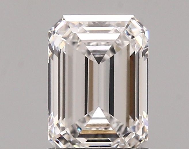 Loose Diamond - EMERALD 1.21ct D VVS1: Loose Diamond - EMERALD 1.21ct D VVS1 Source: This is a real non-mined Diamond that has been grown in a lab Shape: EMERALD Carats: 1.21 Color: D Clarity: VVS1 Certification: IGI Video: