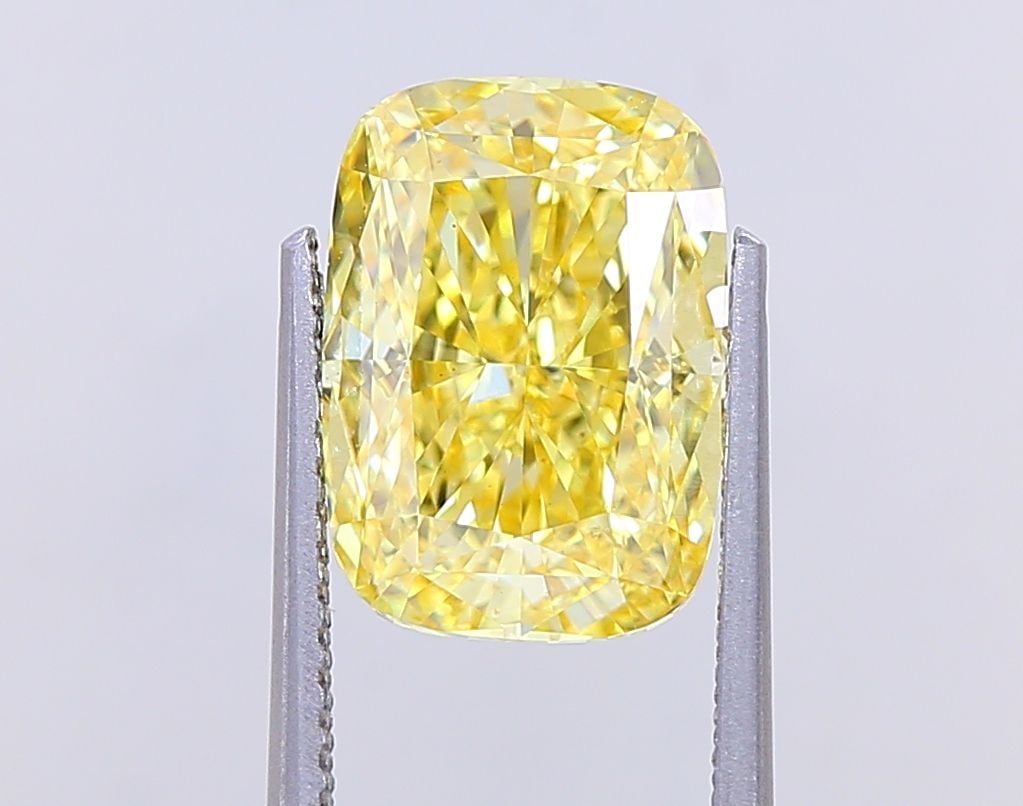 Loose Diamond - CUSHION MODIFIED 4.04ct Fancy Vivid Yellow VS1: Loose Diamond - CUSHION MODIFIED 4.04ct Fancy Vivid Yellow VS1 Source: This is a real non-mined Diamond that has been grown in a lab Shape: CUSHION MODIFIED Carats: 4.04 Color: Fancy Vivid Yellow Cert