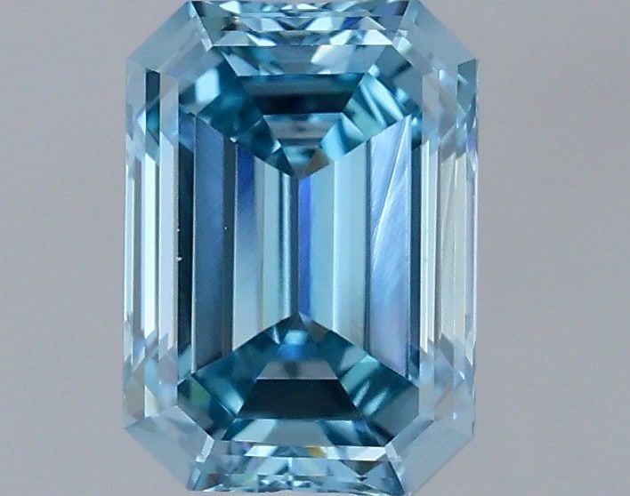 Loose Diamond - EMERALD 1.04ct Fancy Vivid Blue VS1: Loose Diamond - EMERALD 1.04ct Fancy Vivid Blue VS1 Source: This is a real non-mined Diamond that has been grown in a lab Shape: EMERALD Carats: 1.04 Color: Fancy Vivid Blue Certification: IGI Video: