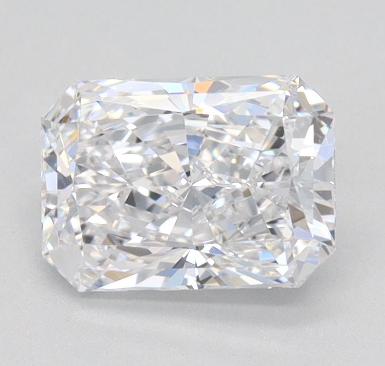 Loose Diamond - RADIANT 0.97ct E VS1: Loose Diamond - RADIANT 0.97ct E VS1 Source: This is a real non-mined Diamond that has been grown in a lab Shape: RADIANT Carats: 0.97 Color: E Clarity: VS1 Certification: IGI Video:
