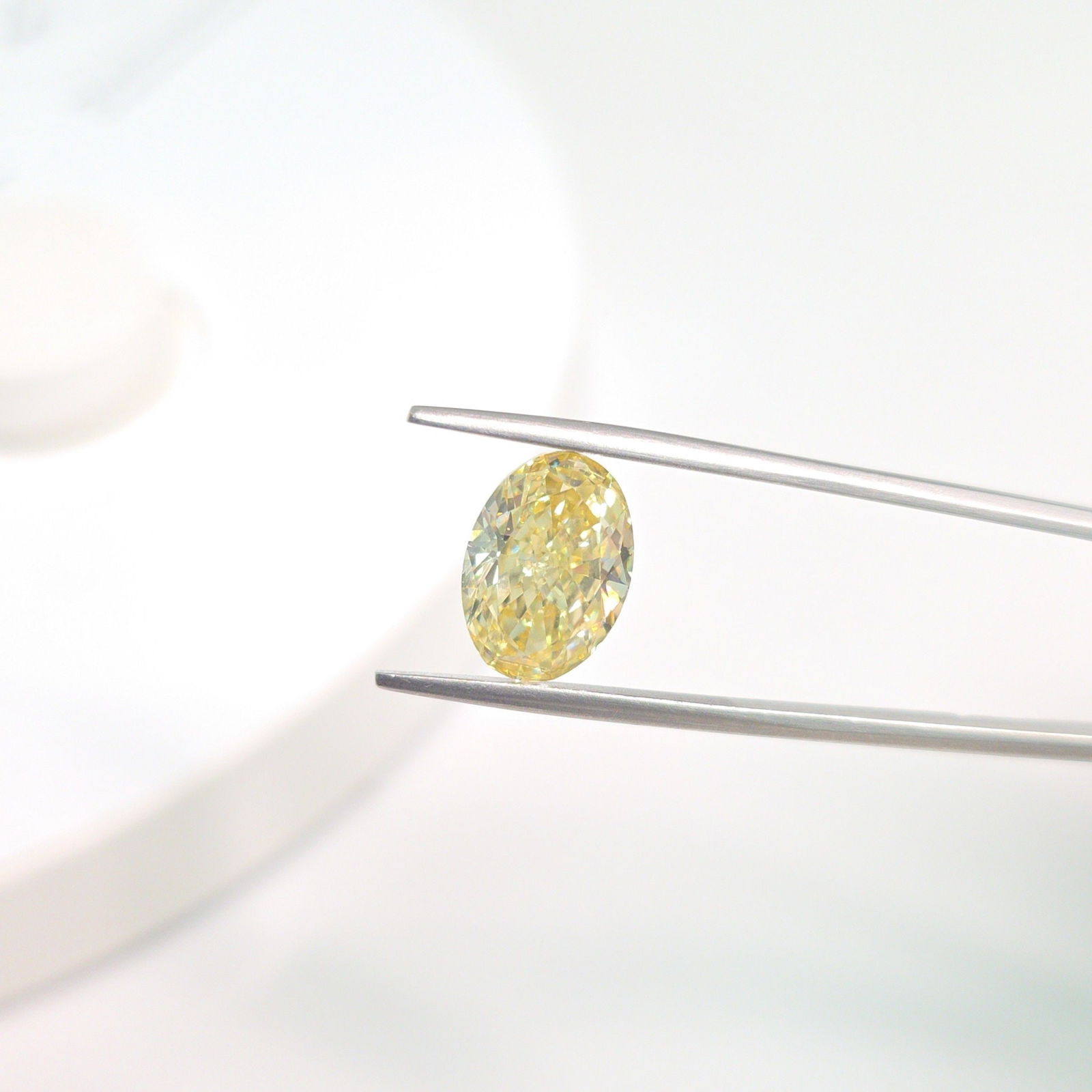 Loose Diamond - OVAL 4.03ct Fancy Intense Yellow VS1 (1 of 1)