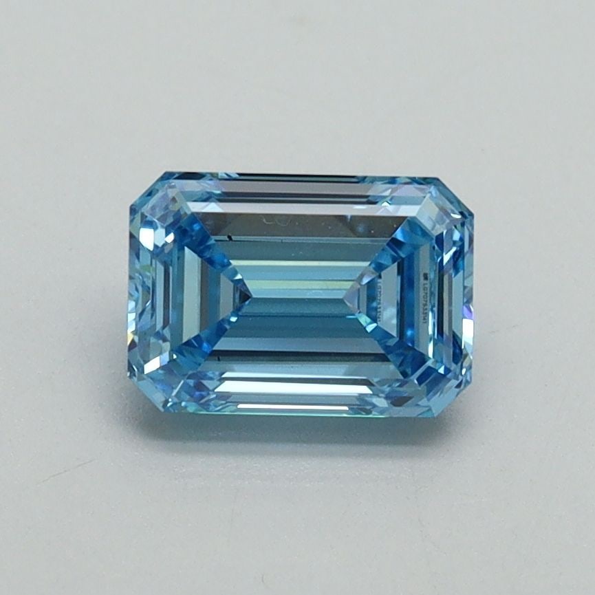 Loose Diamond - EMERALD 1.0ct Fancy Vivid Blue VS2: Loose Diamond - EMERALD 1.0ct Fancy Vivid Blue VS2 Source: This is a real non-mined Diamond that has been grown in a lab Shape: EMERALD Carats: 1.0 Color: Fancy Vivid Blue Certification: IGI Video: