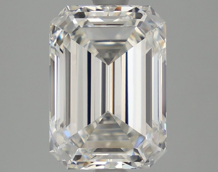 Loose Diamond - EMERALD 3.56ct G VVS1: Loose Diamond - EMERALD 3.56ct G VVS1 Source: This is a real non-mined Diamond that has been grown in a lab Shape: EMERALD Carats: 3.56 Color: G Clarity: VVS1 Certification: IGI Video: