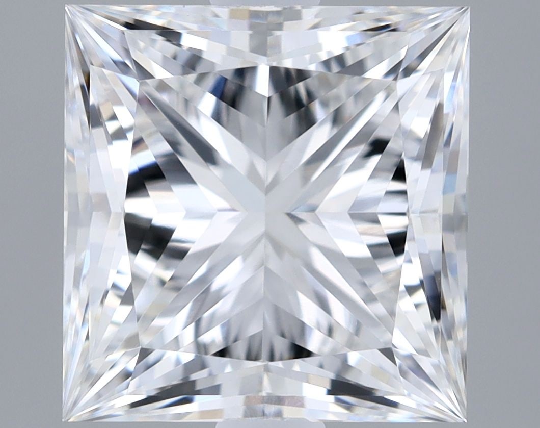 Loose Diamond - PRINCESS 2.23ct F VVS2: Loose Diamond - PRINCESS 2.23ct F VVS2 Source: This is a real non-mined Diamond that has been grown in a lab Shape: PRINCESS Carats: 2.23 Color: F Clarity: VVS2 Certification: IGI Video: